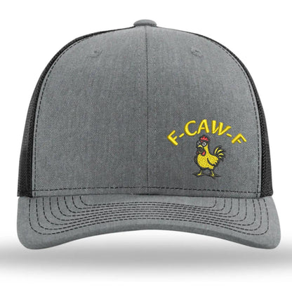 Snapback-caps med brodert vittig kylling