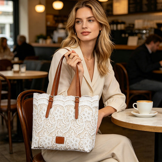 Vintage Skulderveske med Blonder – elegant design, romslig innside og justerbar stropp