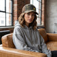 Snapback-caps med brodert vittig kylling