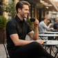 👕✨ Svart herreskjorte med tekstur – stilig og uunnværlig 🖤 Unik tekstur, mykt stoff, passer til alle anledninger ✨ NÅ 50 % RABATT – HALV PRIS 🔥