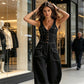 Denim Jumpsuit for Dame – Ermeløs med V-hals og Vide Ben