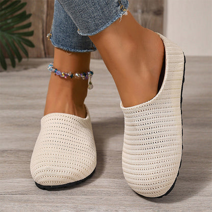 Pustende strikkede slip-on mules for kvinner